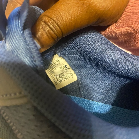 Worn but still in good condition - Picture 4 of 5